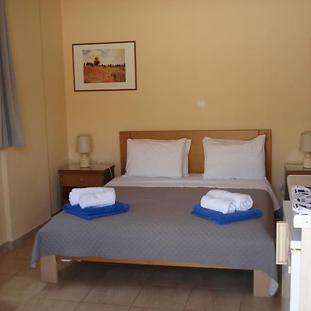Mema'S Apartment Αγία Ευφημία Εξωτερικό φωτογραφία