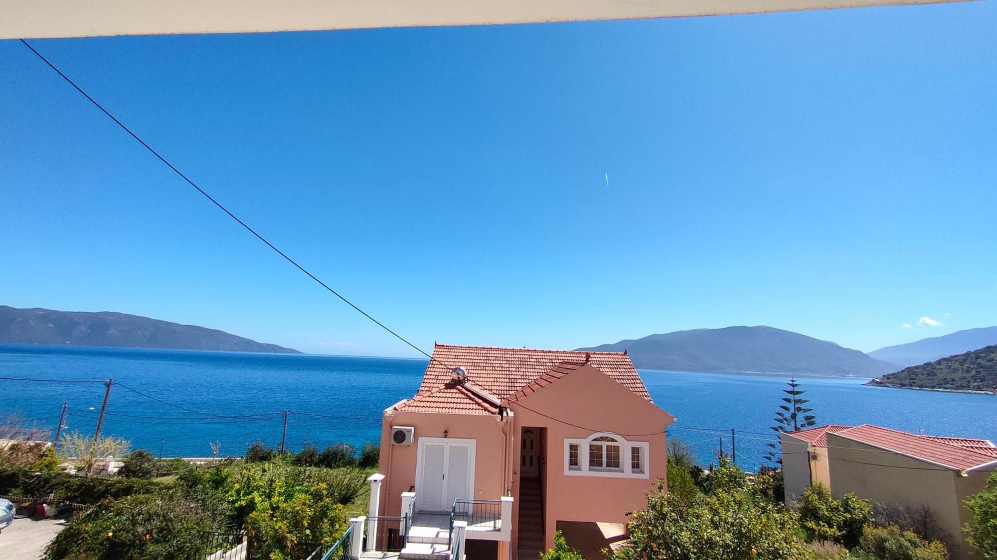 Mema'S Apartment Αγία Ευφημία Δωμάτιο φωτογραφία